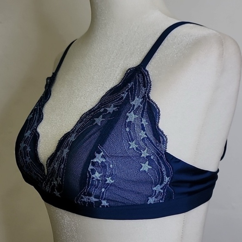 Understance  lace star  bra 36B